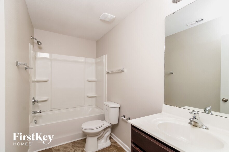 Building Photo - 110 Birch Creek Rd