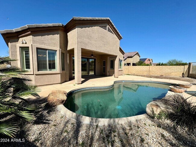 Building Photo - 18426 W Piedmont Rd