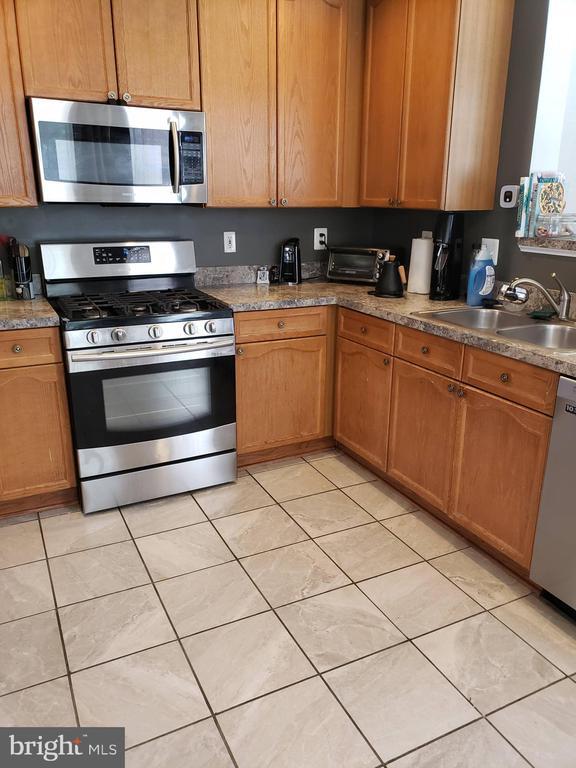Building Photo - 2710 Bellforest Ct