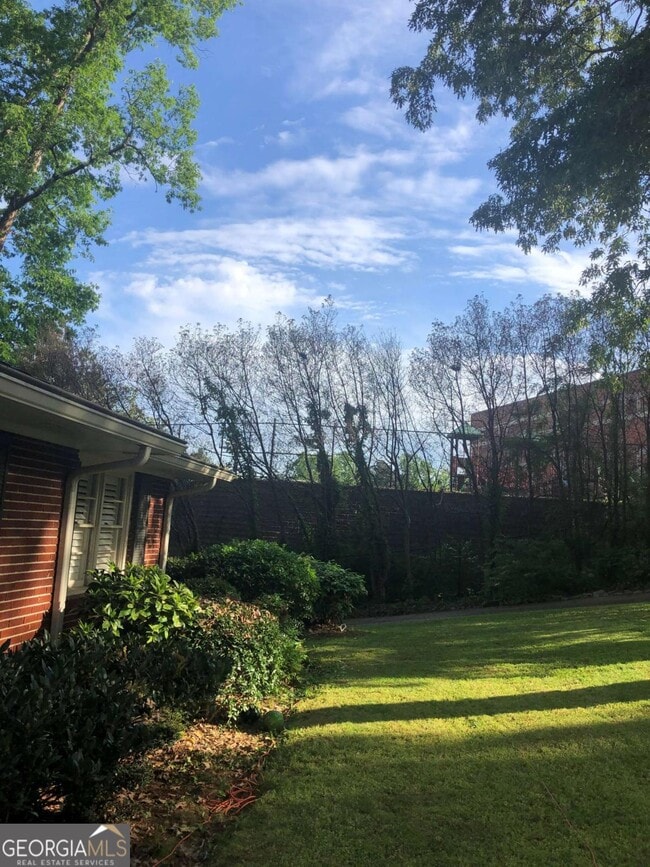 Building Photo - 3543 Simpson Farm Dr SE