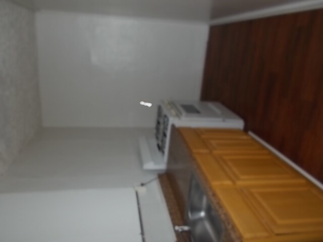 Building Photo - 1523 Elmtree St