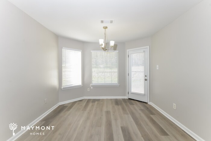 Building Photo - 465 Oakland Hills Dr