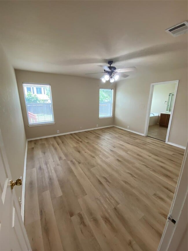 Building Photo - 2307 Paradise Ridge Dr