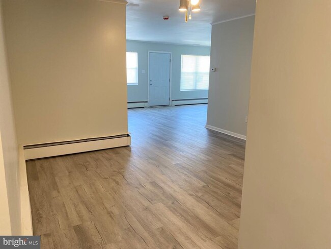Building Photo - 3 Catawba Ave