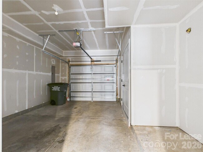 Building Photo - 3131 Coquina Ln