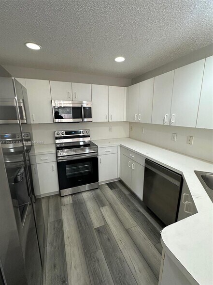 Building Photo - 11557 NW 51st Ln