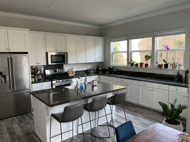 Building Photo - 8665 Mahonia Dr