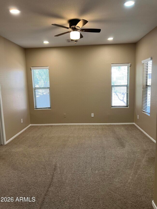 Building Photo - 2381 N Monticello Dr