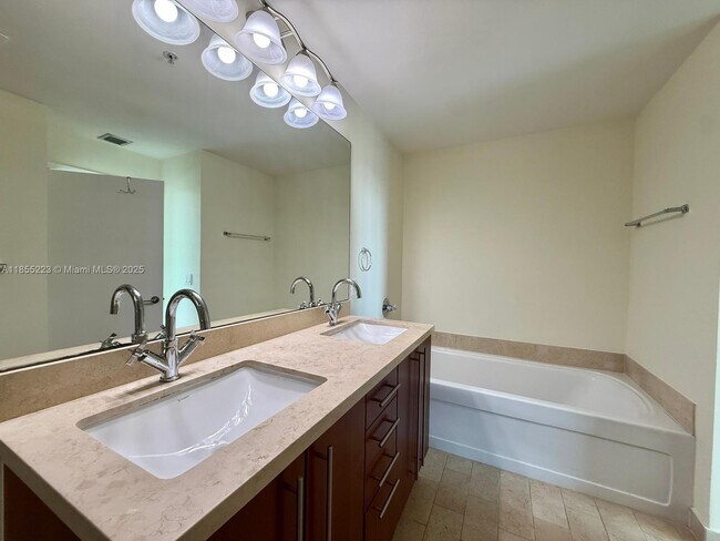 Building Photo - 79 SW 12th St