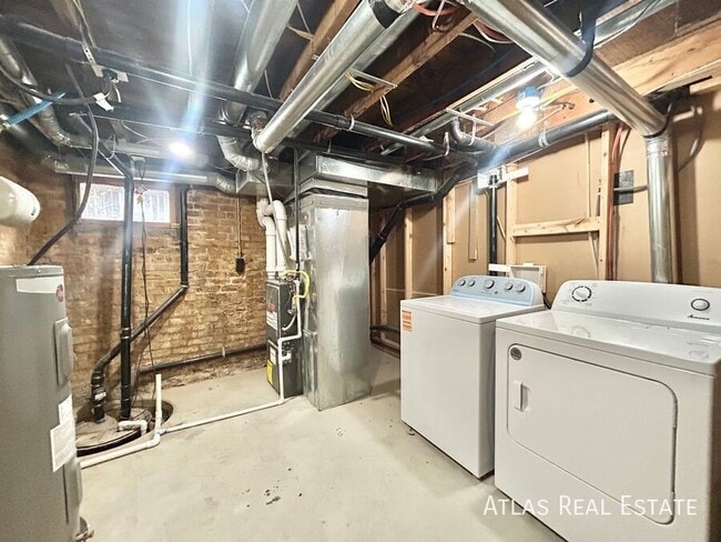 Building Photo - 58 S Elati St