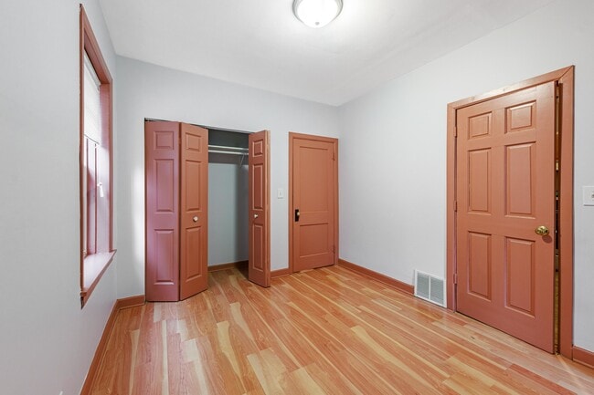 Building Photo - 1810 N Long Ave