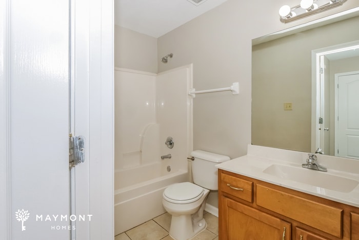 Building Photo - 20 Lakewood Cove