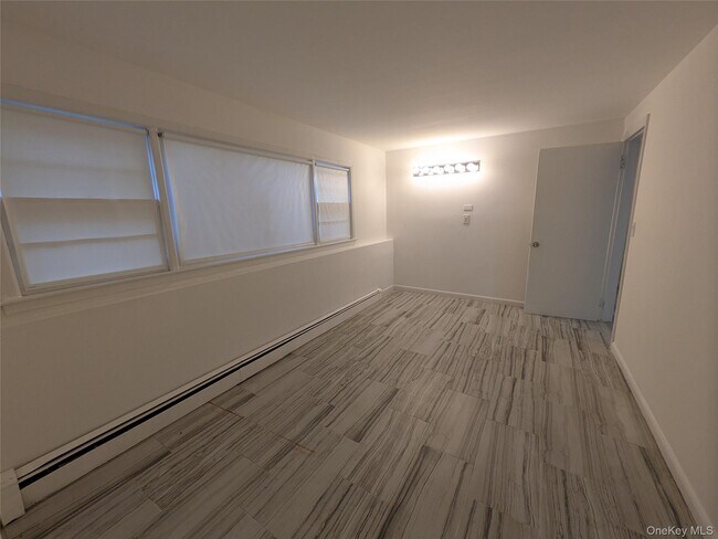 Building Photo - 29 Astor Pl