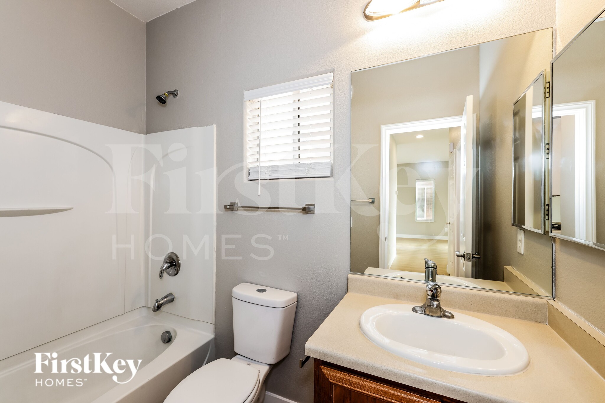 Building Photo - 10417 Calypso Cave St