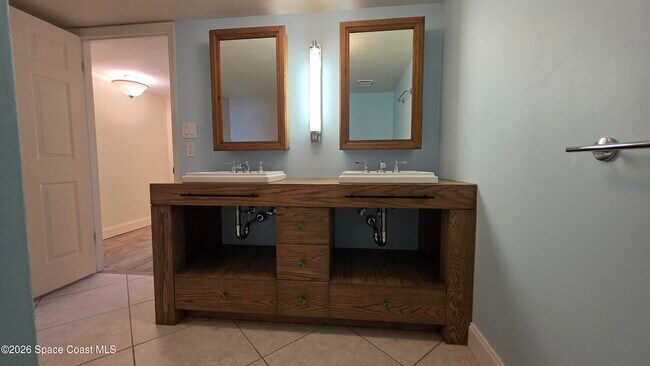 Building Photo - 3223 S Atlantic Ave