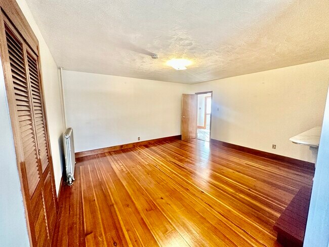 Building Photo - 30 South St