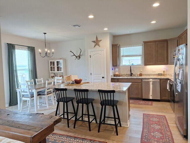 Building Photo - Beautiful home in Legacy Point