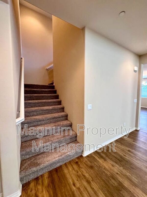 Building Photo - 34726 Yellow Root Ct