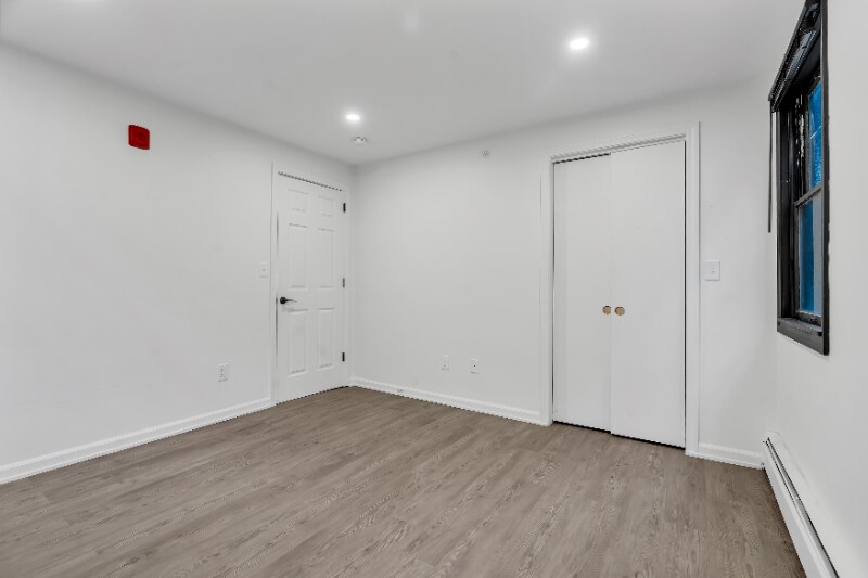 Building Photo - 32 Cargill St