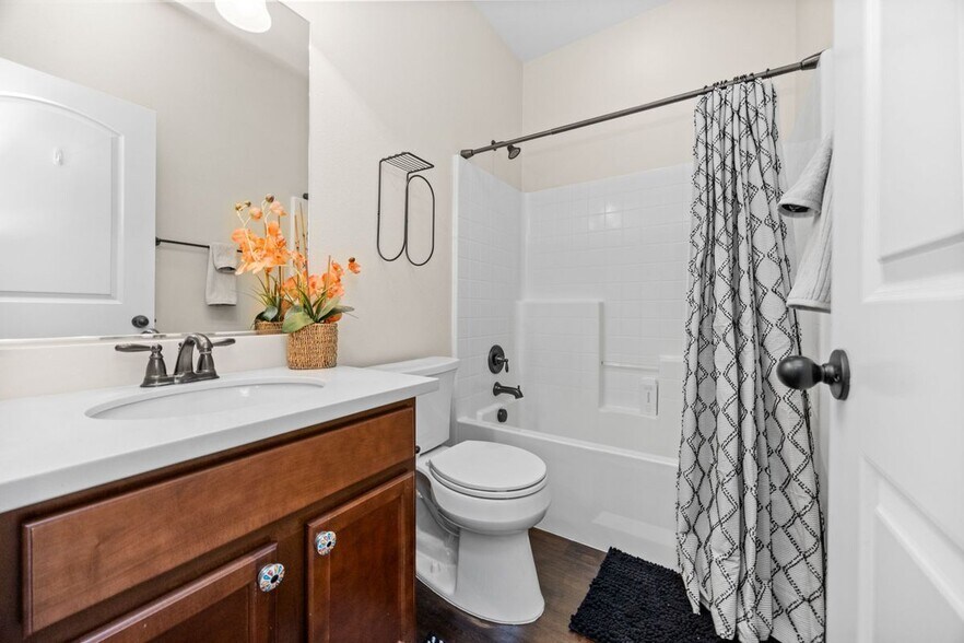 Building Photo - 25589 Foxglove Ln