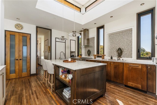 Building Photo - 2378 Crestview Dr