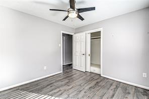 Building Photo - 211 Pine Shadow Dr