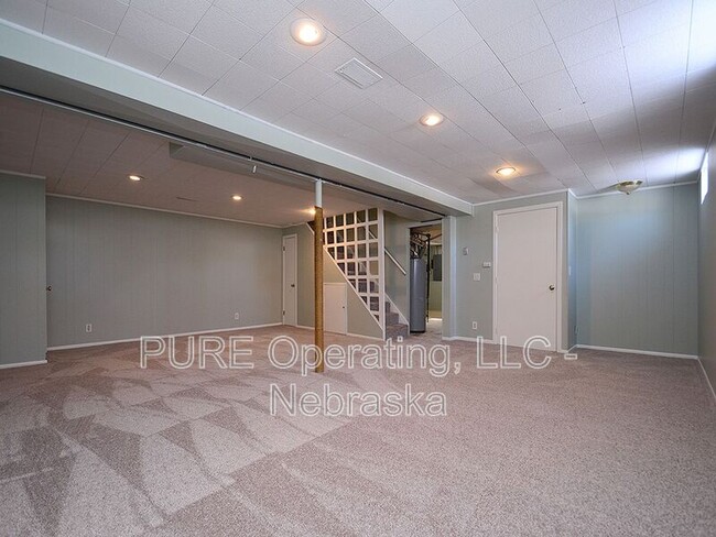 Building Photo - 4921 Bancroft St