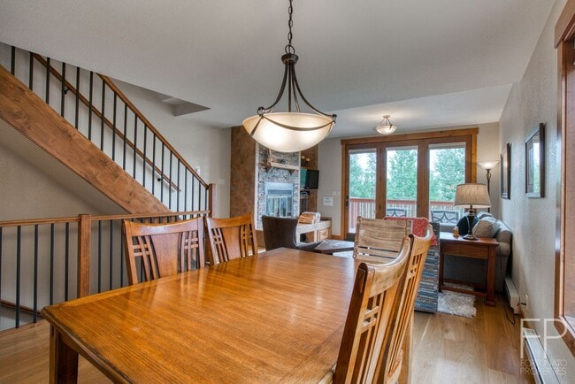 Building Photo - Breck 3-bedroom home with views! 4-6