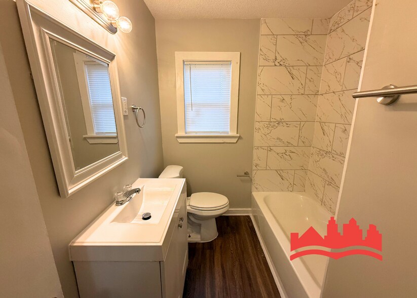 Building Photo - 3477 Kensett Dr