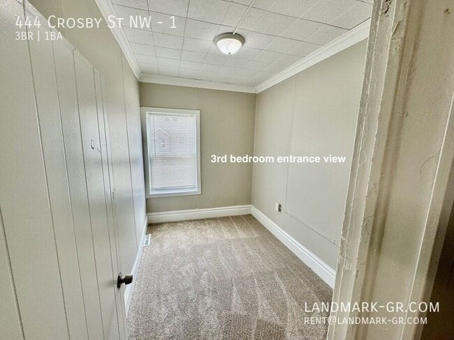 Building Photo - 444 Crosby St NW