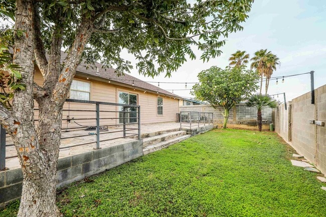 Building Photo - 9001 Taiga Ct