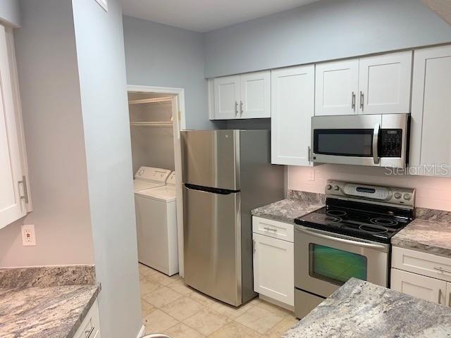 Building Photo - 5110 Bay Club Cir
