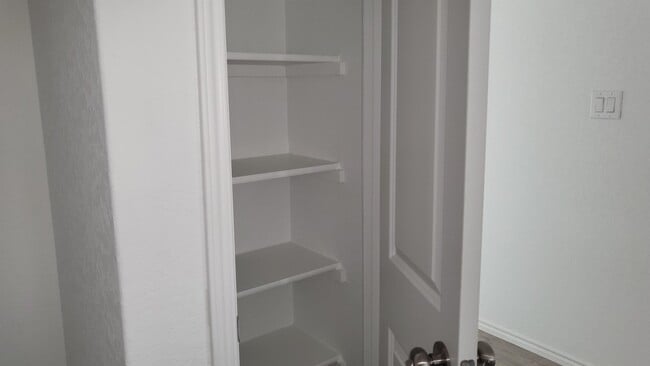 Building Photo - 5911 Coahulia Rdg