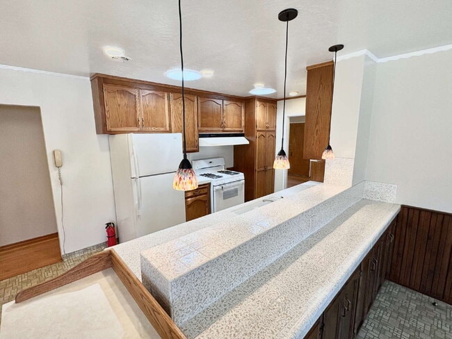 Building Photo - Peaceful Charmer Single-Story Retreat in V...