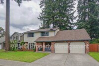 Building Photo - 4017 NE 157th Ave