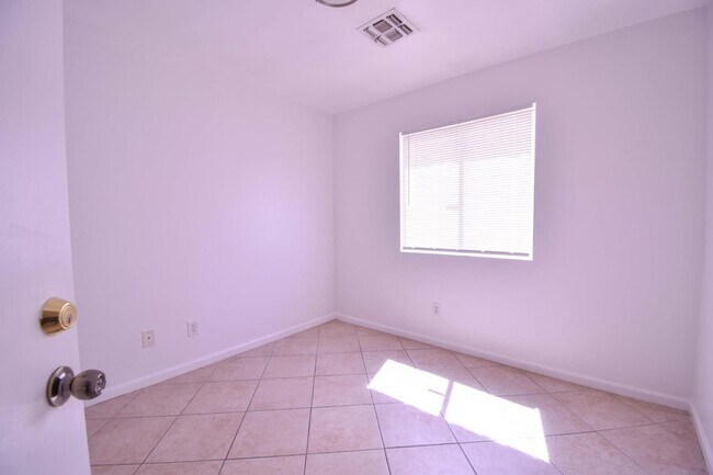 Building Photo - 6780 N 74th Dr