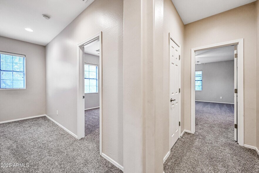 Building Photo - 5307 W Paso Trl