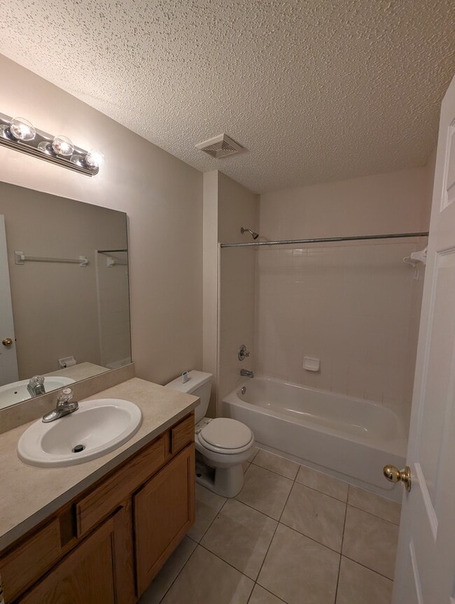 Building Photo - 839 Oak Arbor Cir