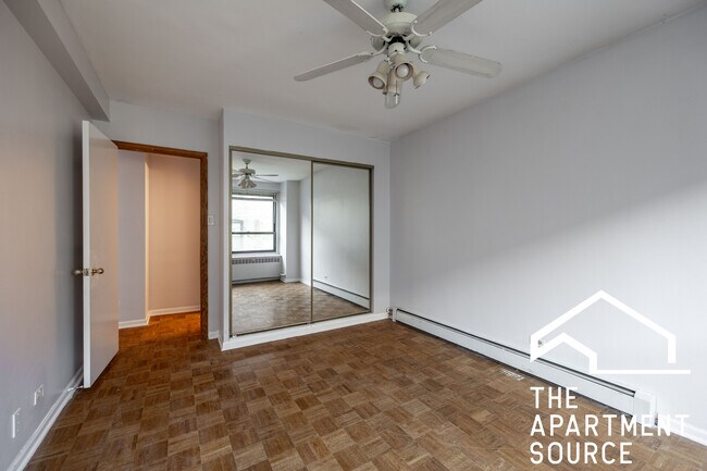 Building Photo - 4180 N Marine Dr