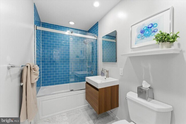 Building Photo - 1378 4th St SW