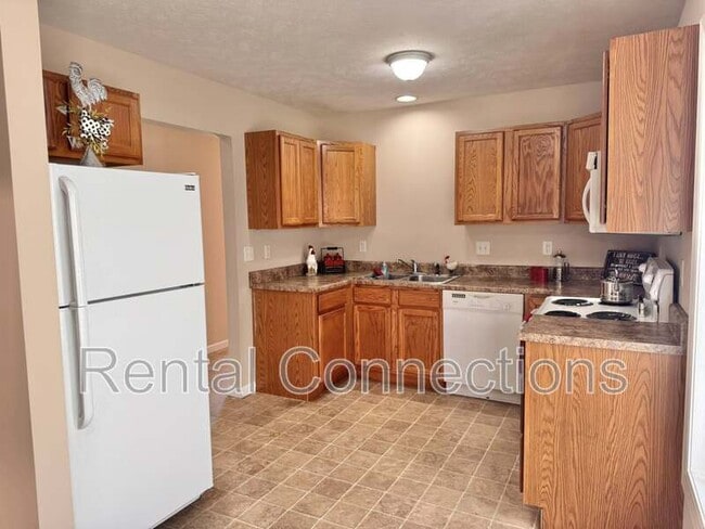 Building Photo - 1005 E Carter St