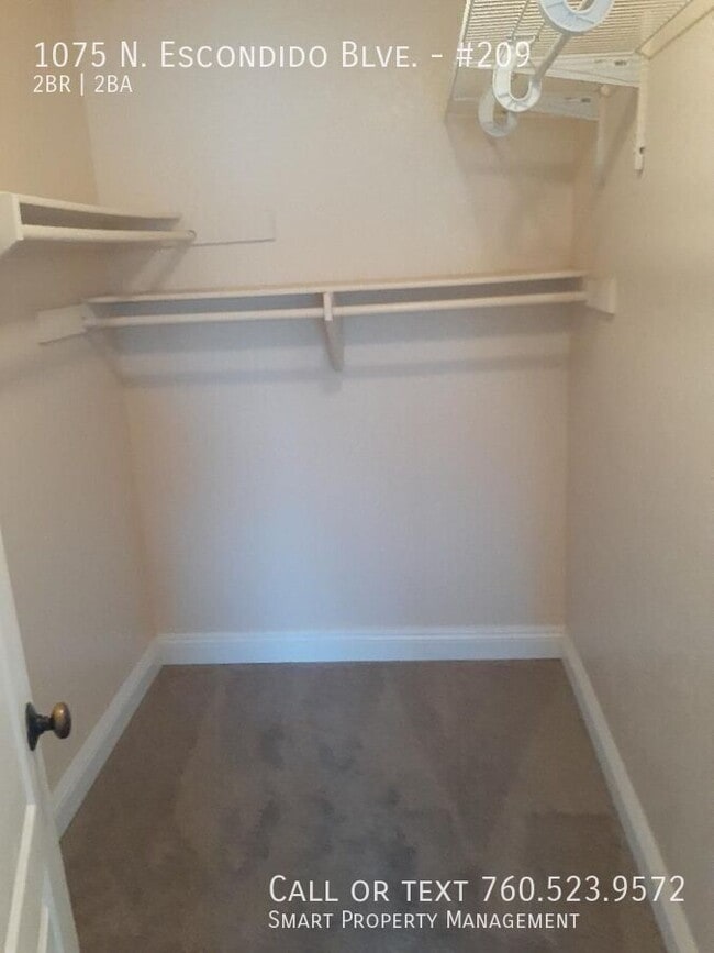 Building Photo - 1075 N Escondido Blvd