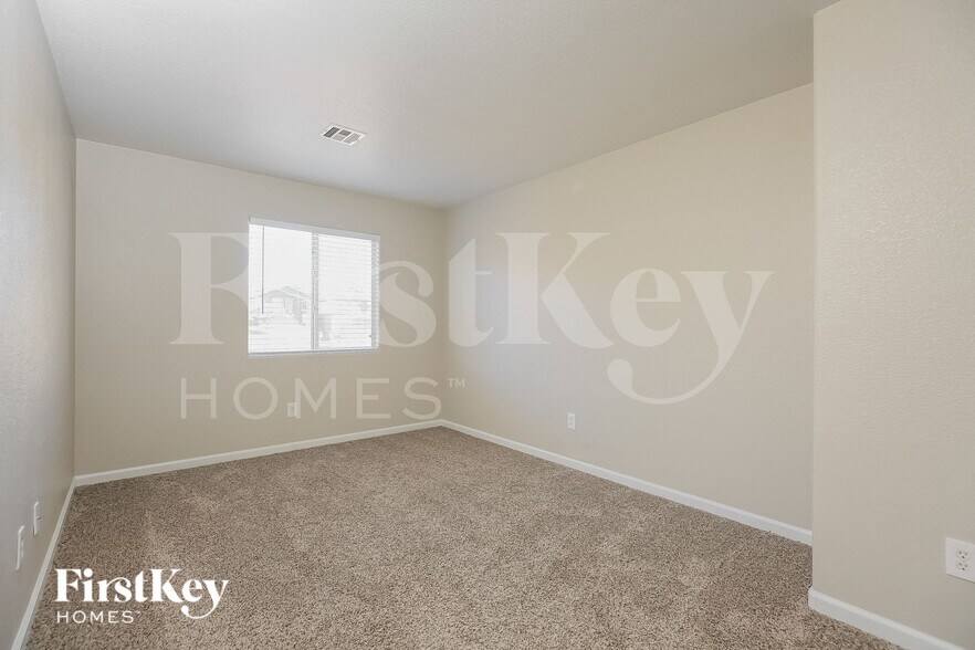 Building Photo - 8125 Starling View Ct