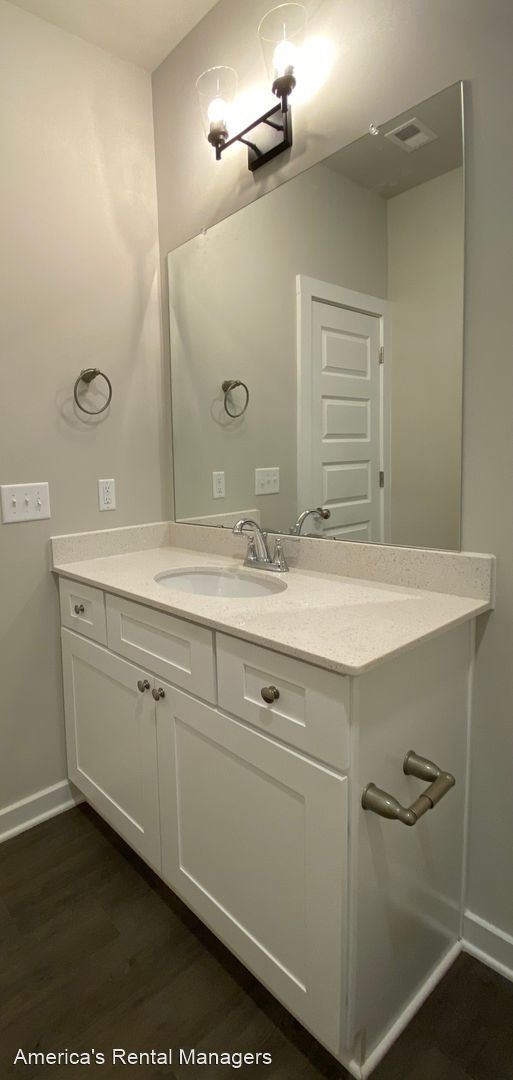 Building Photo - 4 br, 2 bath House - 170 Ridge View Circle