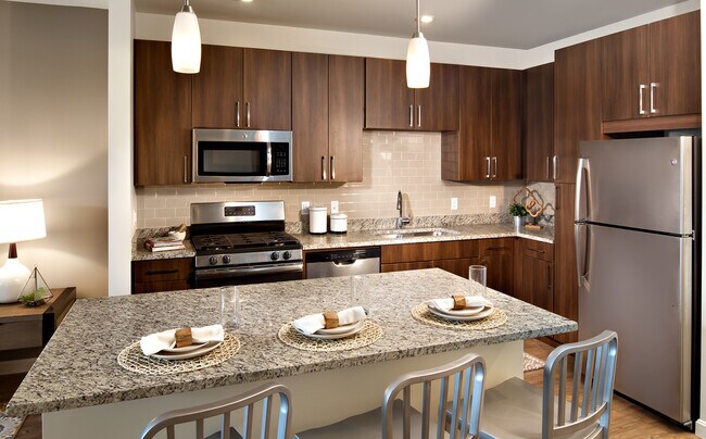 Building Photo - 60 Robert Dr
