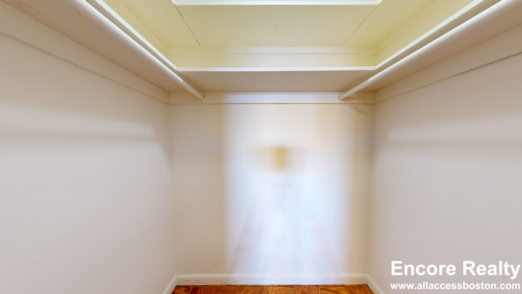 Building Photo - 16 Monmouth Ct