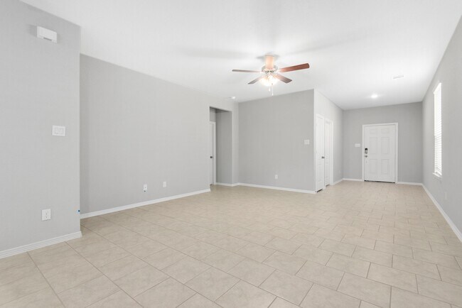 Building Photo - 25719 Northpark Palm Dr