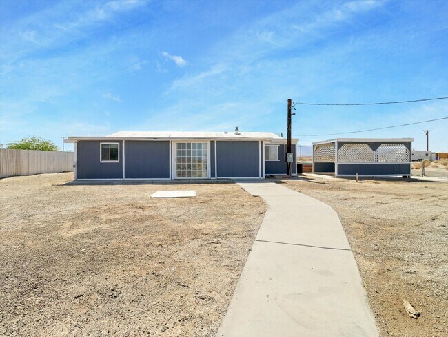 Building Photo - 2206 Ocean Side Ave