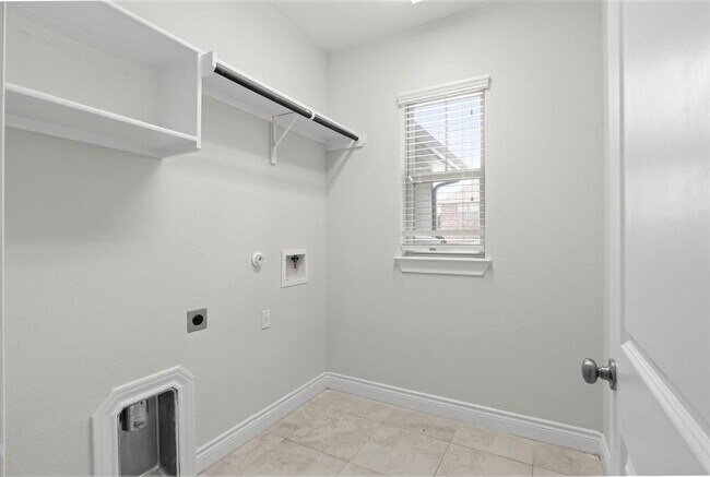 Building Photo - 3841 Gildas Path
