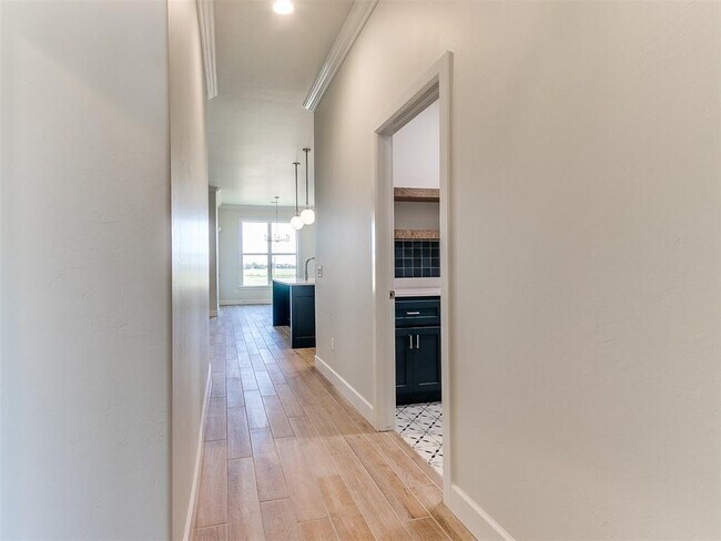 Building Photo - 13400 Sandoval Blvd